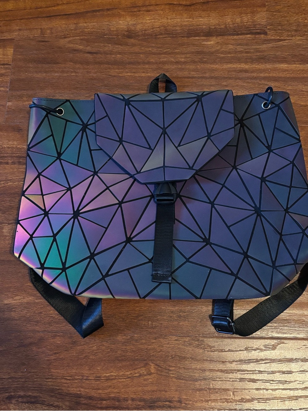 Iridescent Geometric Women’s Backpack - Purple/Blue